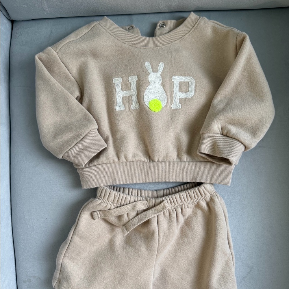 GAP Beige Baby Outfit Set